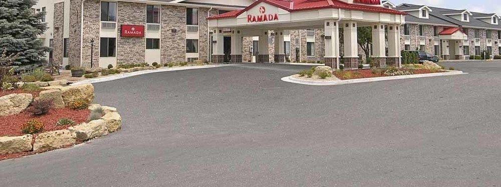 Ramada By Wyndham Wisconsin Dells I-90 Hotel Lake Delton Bagian luar foto
